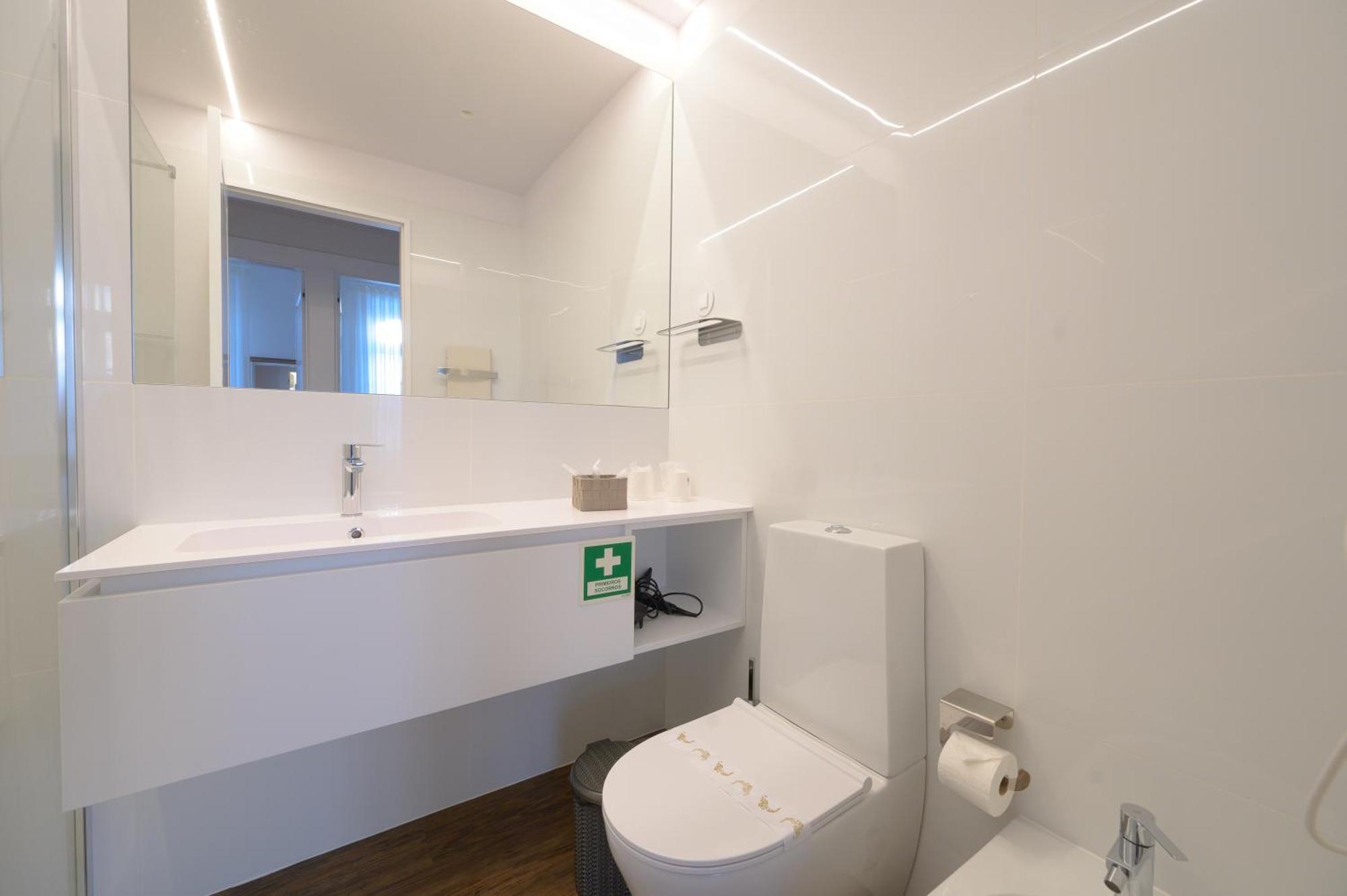 Casa Guerreiro - Regina Hotel Group Виана до Кастело Екстериор снимка